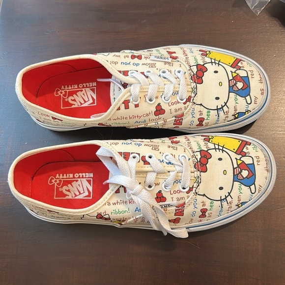 Vans X Hello Kitty Limited Edition 2014 Low Top Kids Sneakers size 4 - Picture 3 of 16